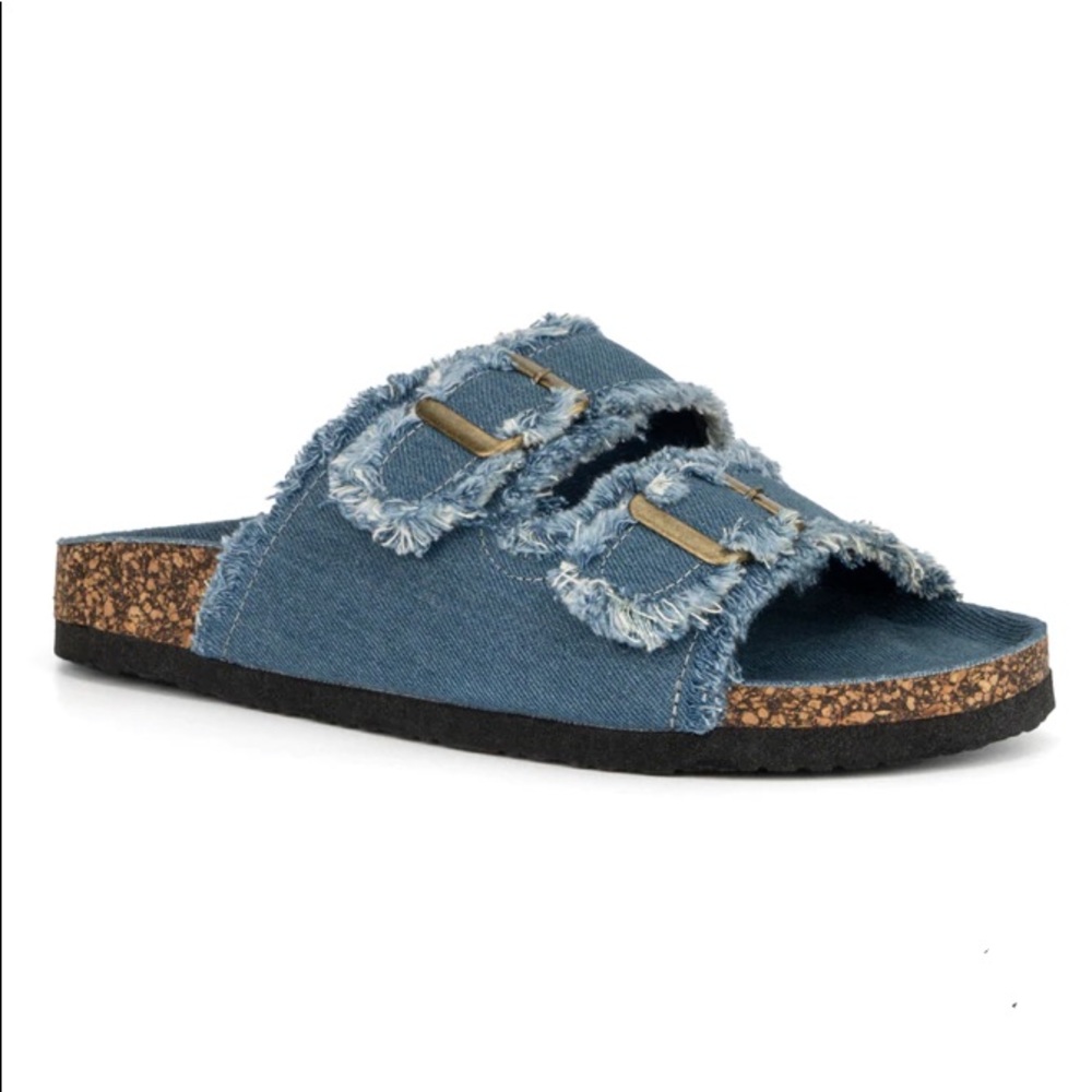 Olivia Miller sandbar sandals